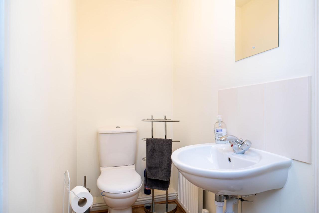 4 Bedroom Townhouse In 斯特灵 外观 照片