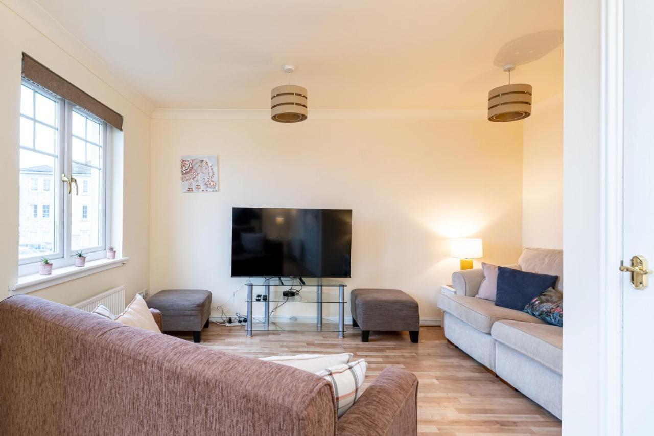 4 Bedroom Townhouse In 斯特灵 外观 照片