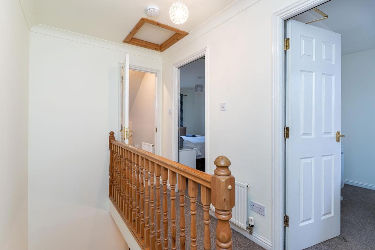 4 Bedroom Townhouse In 斯特灵 外观 照片